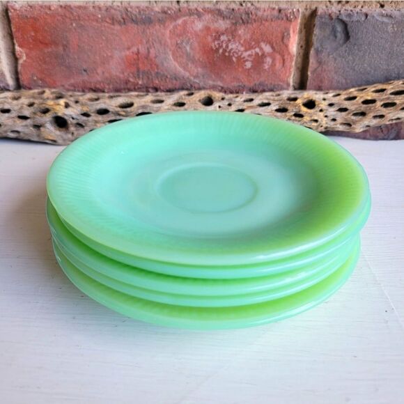 Fire-King Jadeite Saucer Plates (Set of 5) - Picture 15 of 16
